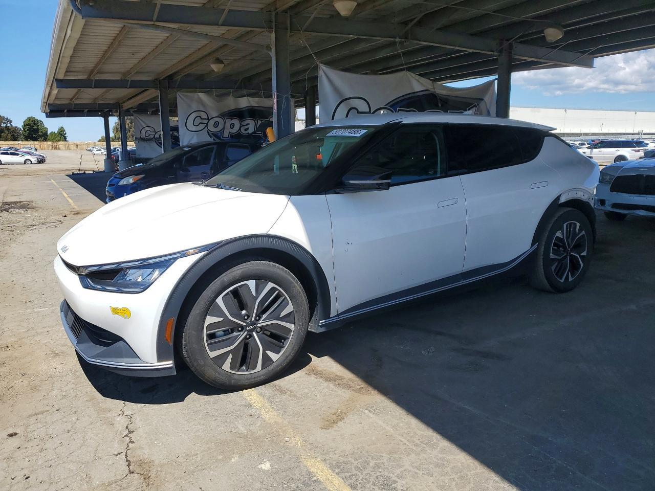 2022 KIA EV6
