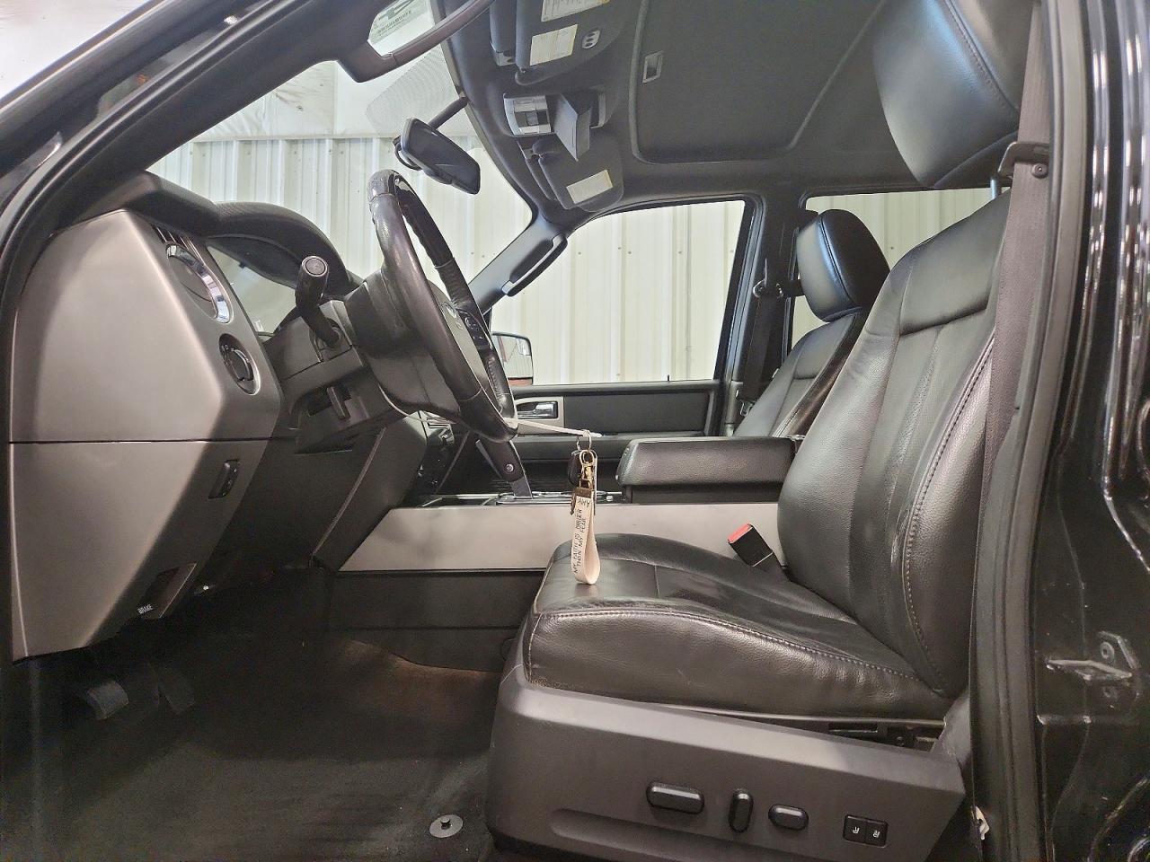 2013 FORD Expedition