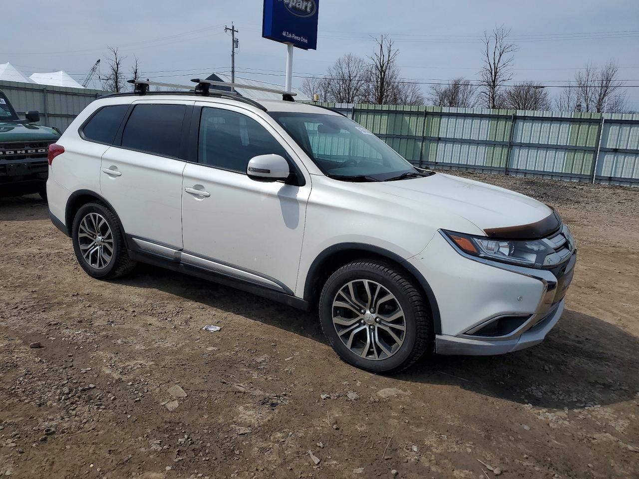 2016 MITSUBISHI outlander