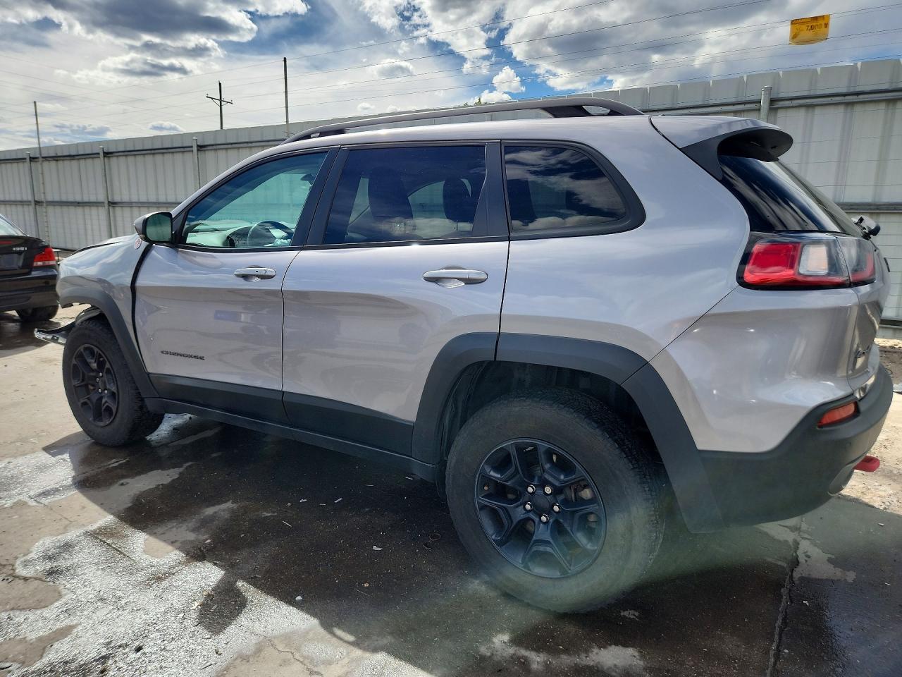2020 JEEP CHEROKEE
