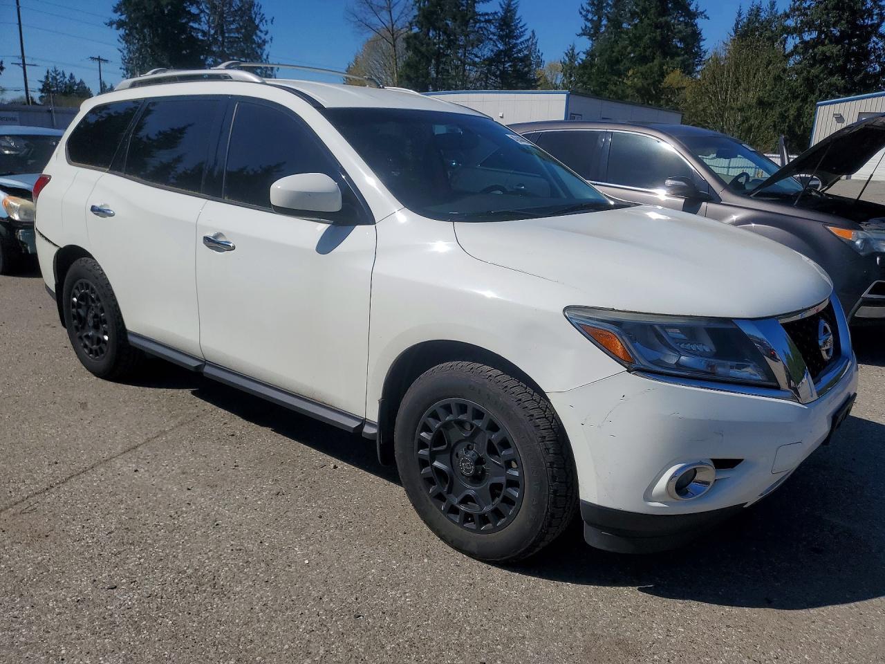 2015 NISSAN PATHFINDER