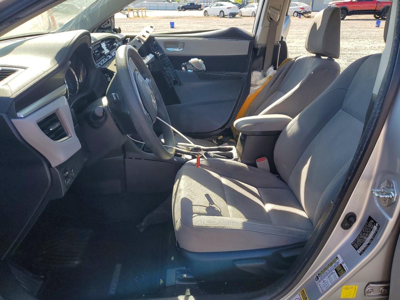 2015 TOYOTA COROLLA