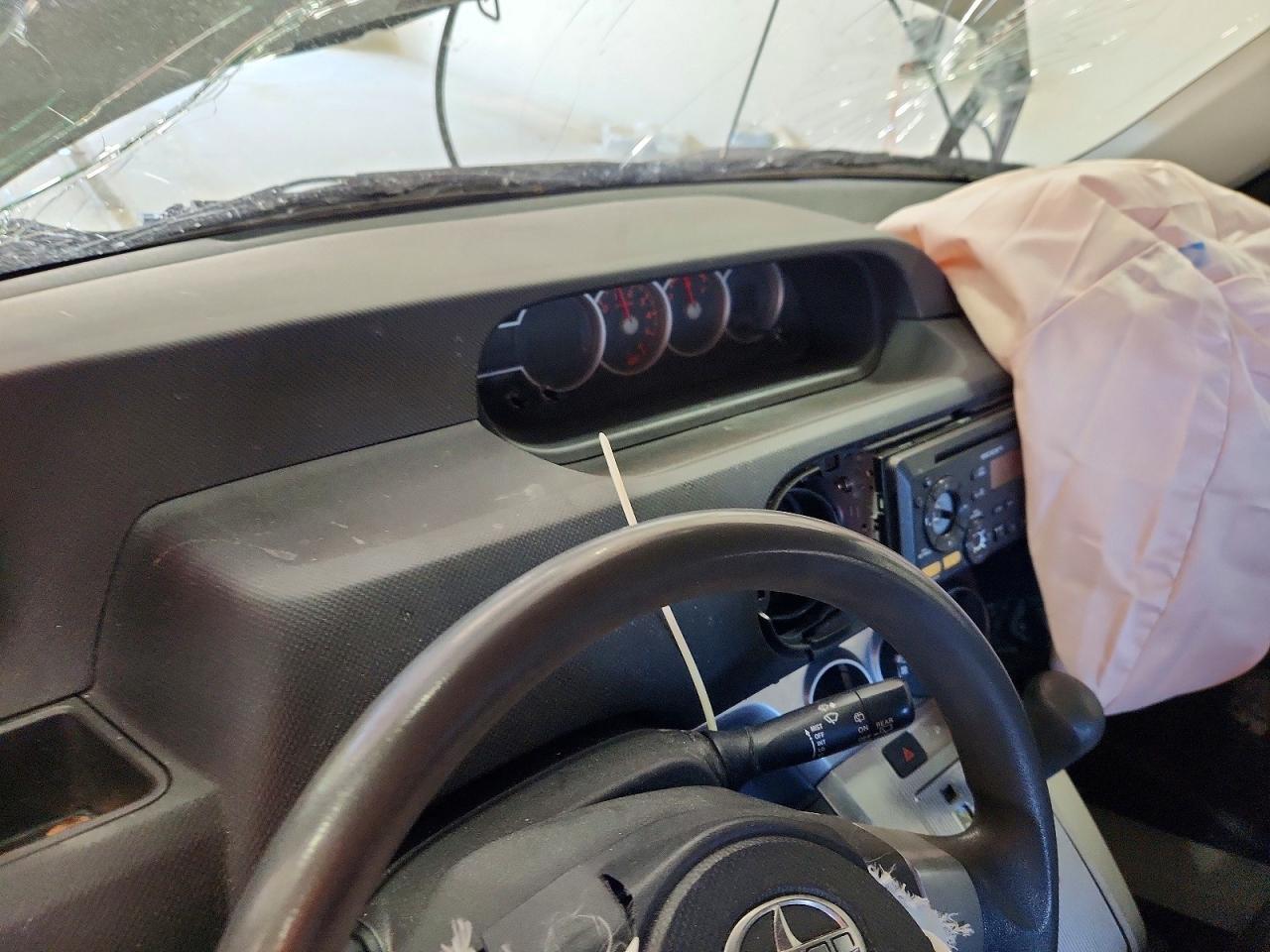 2012 SCION xB