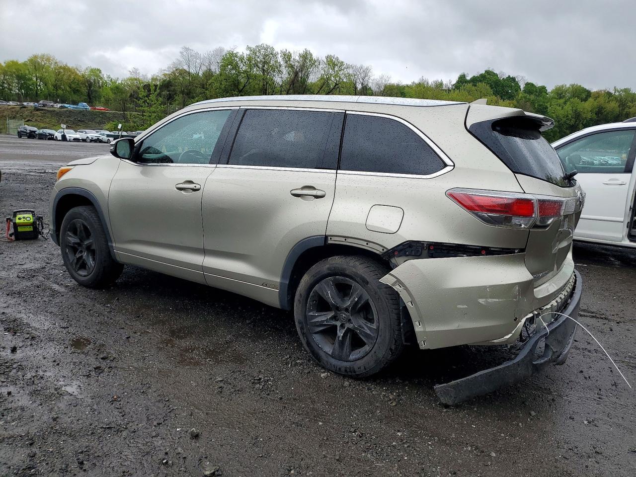 2015 TOYOTA Uk