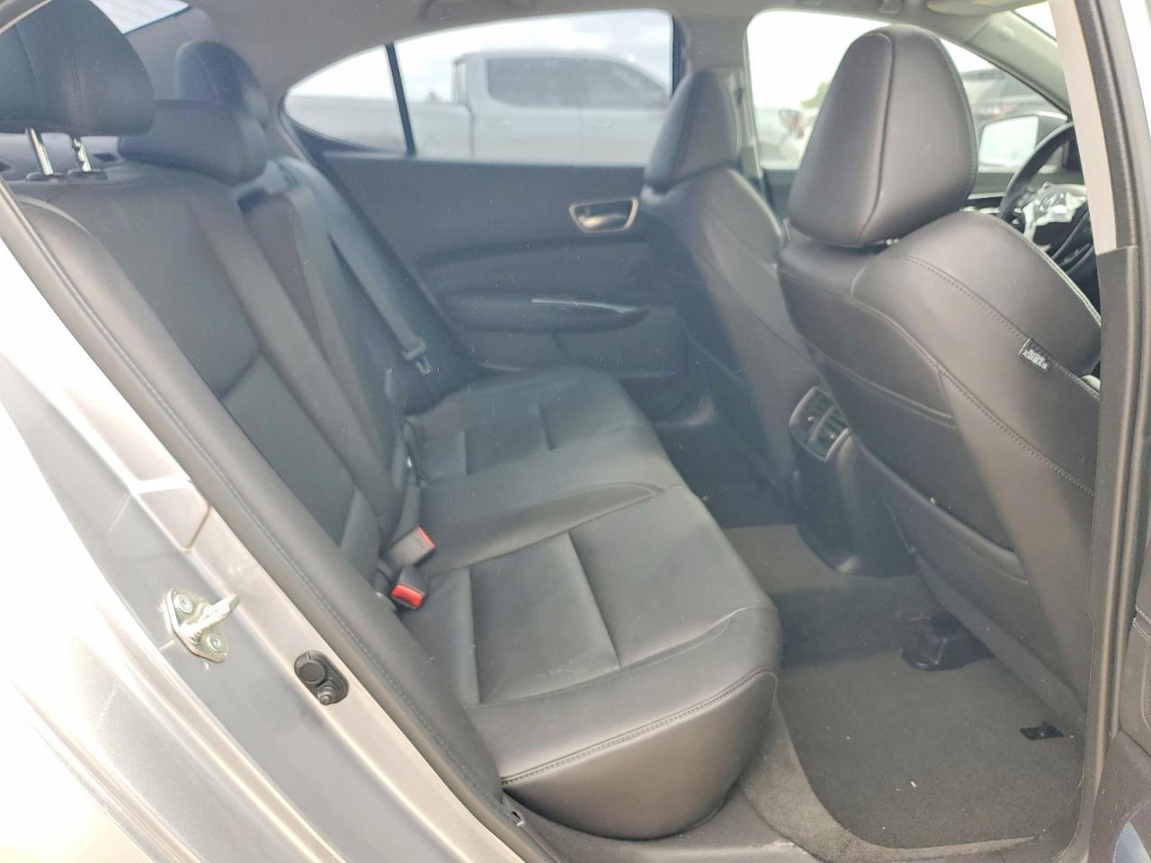 2018 ACURA TLX