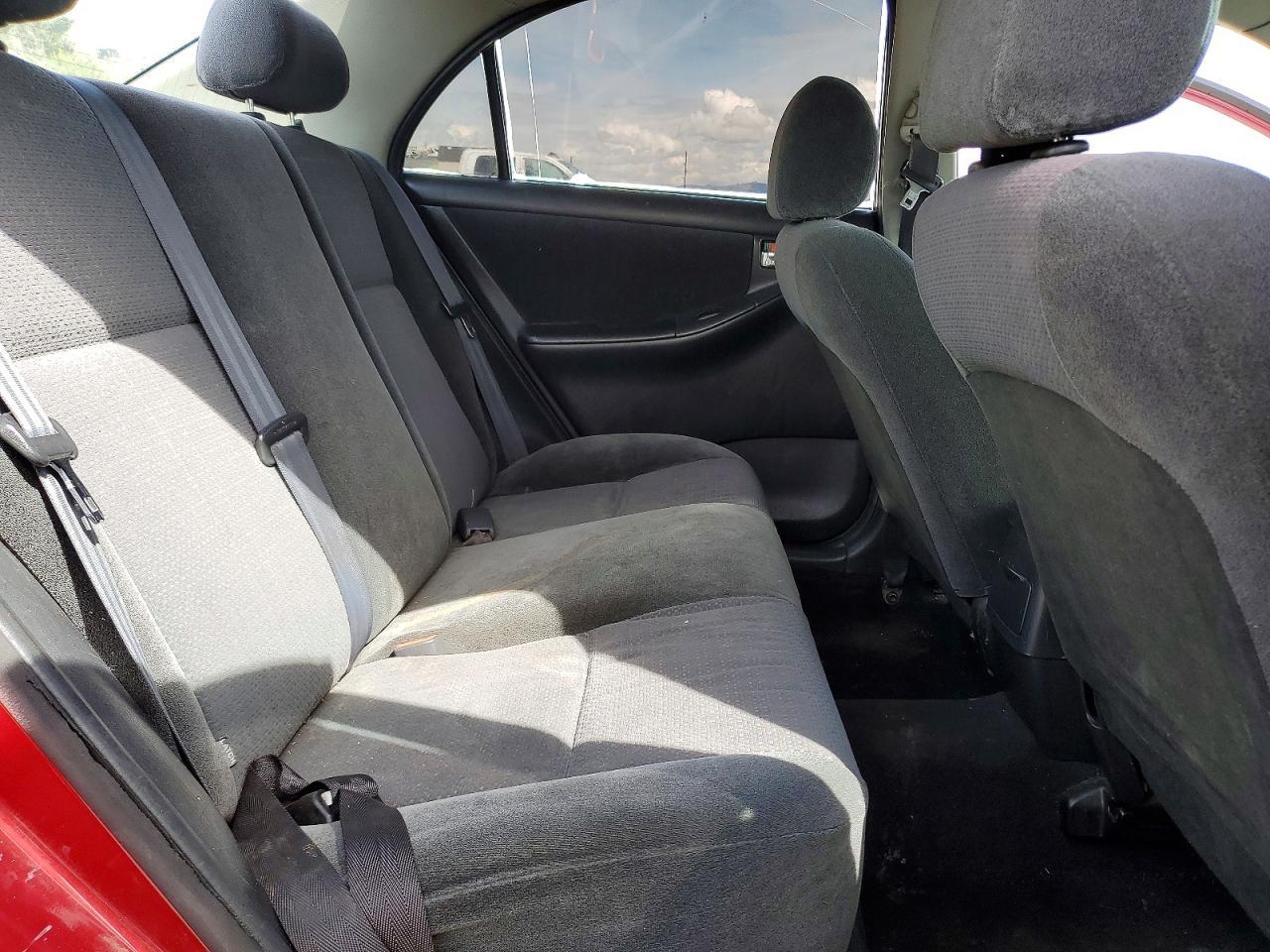 2004 TOYOTA COROLLA