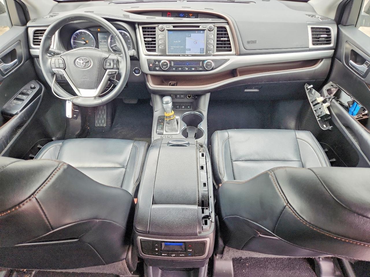 2018 TOYOTA HIGHLANDER