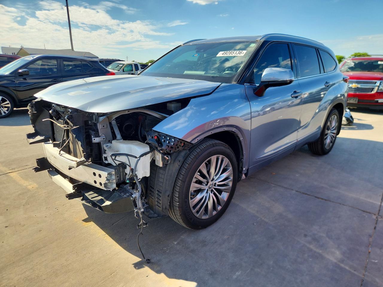 2022 TOYOTA HIGHLANDER