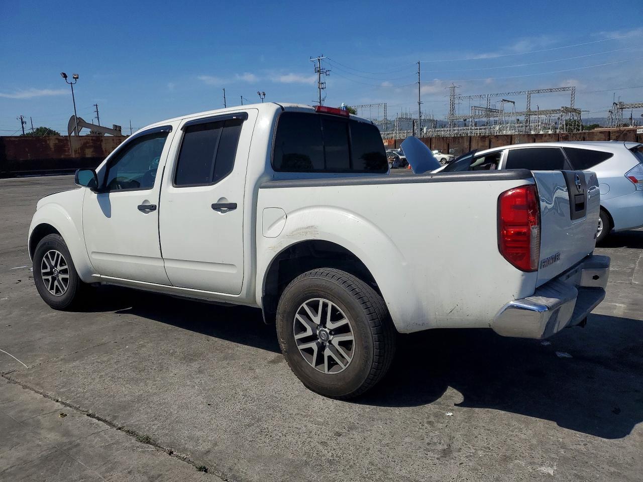 2016 NISSAN Frontier