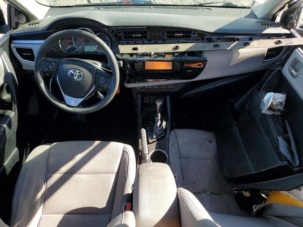 2015 TOYOTA COROLLA