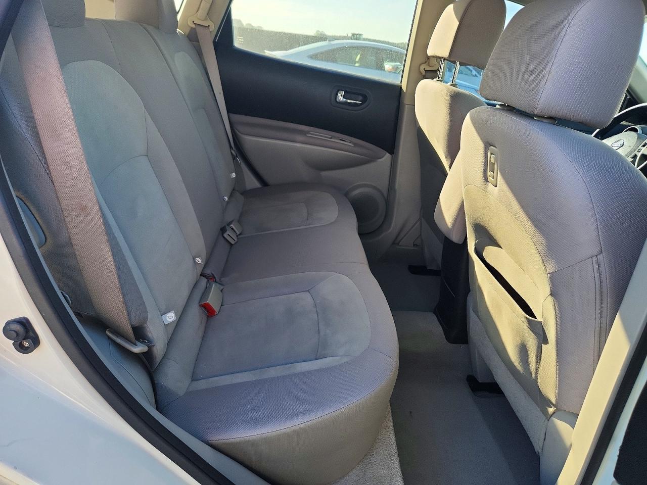 2010 NISSAN ROGUE
