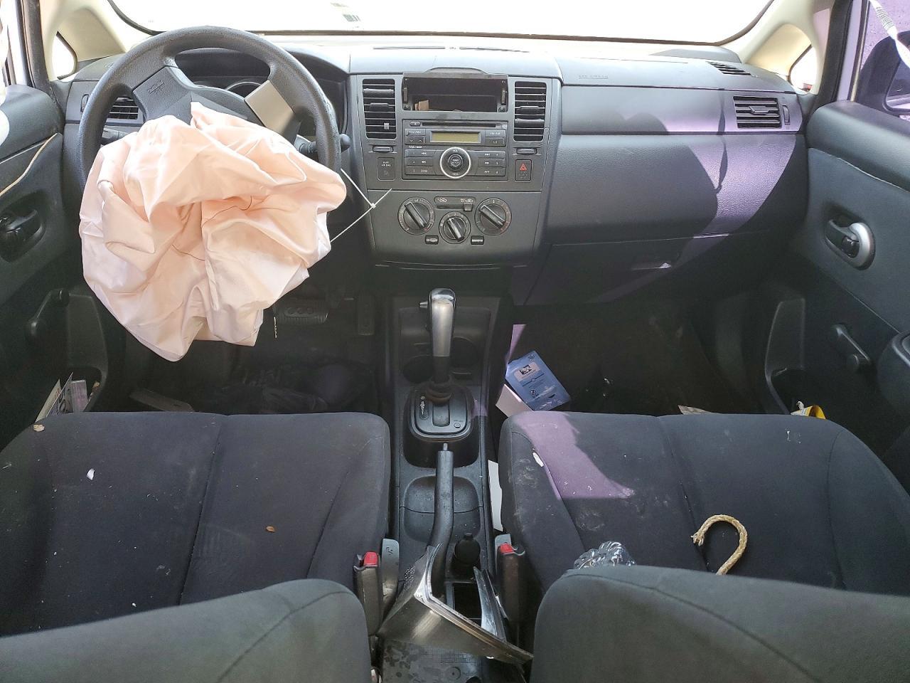 2010 NISSAN VERSA