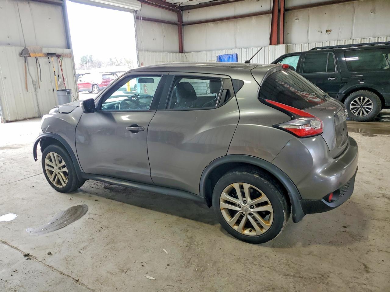 2015 NISSAN Juke
