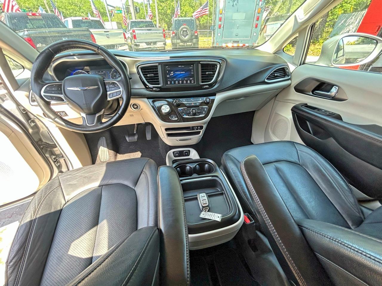 2020 CHRYSLER Pacifica