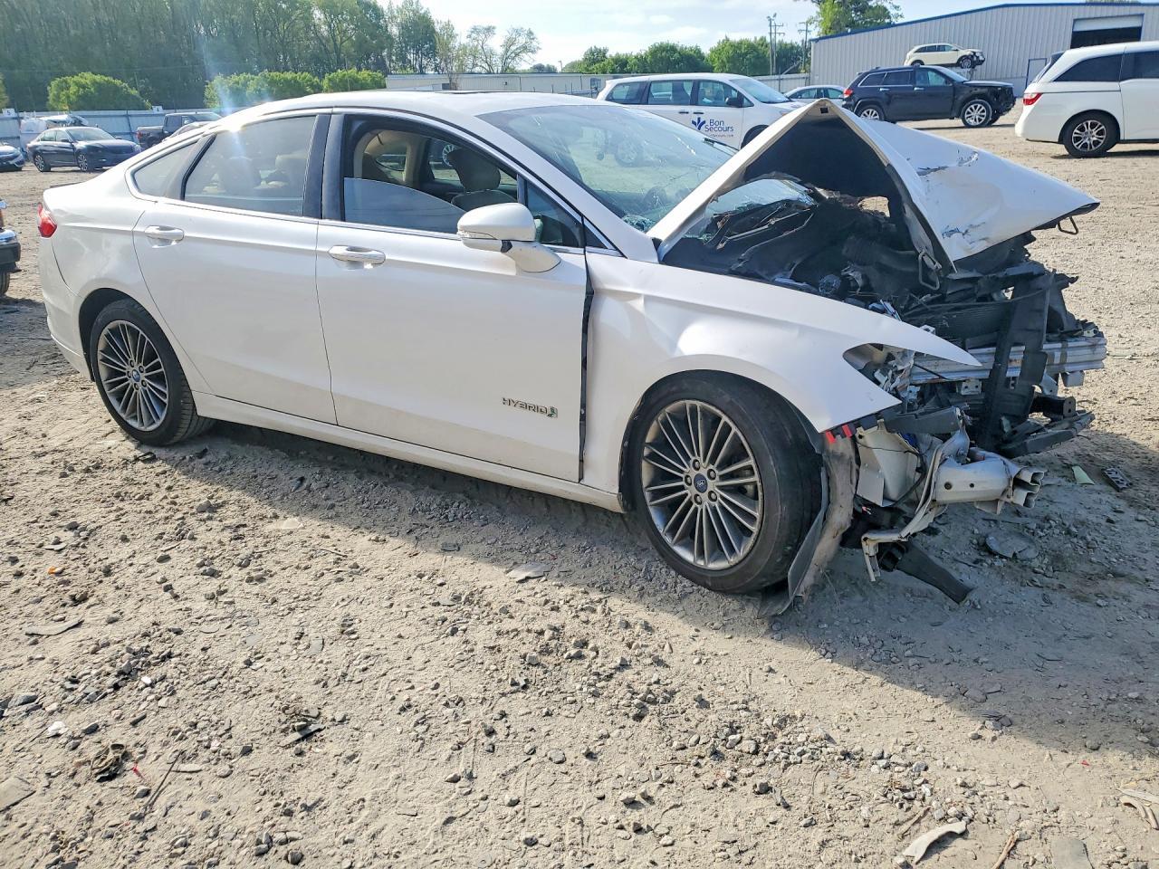 2013 FORD FUSION