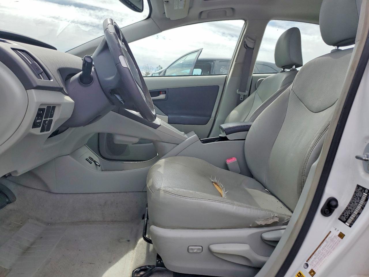 2010 TOYOTA PRIUS