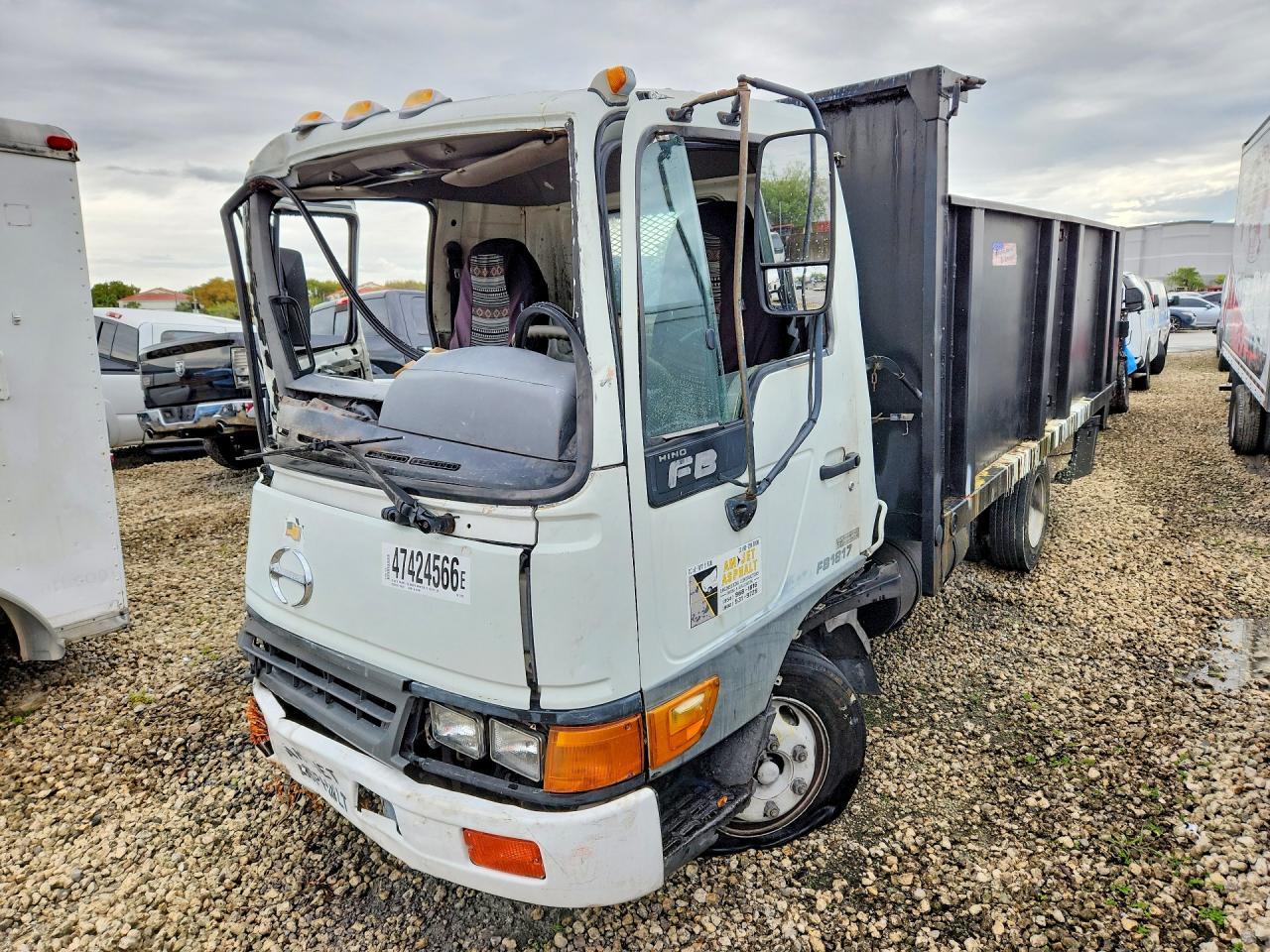 2004 HINO Fb