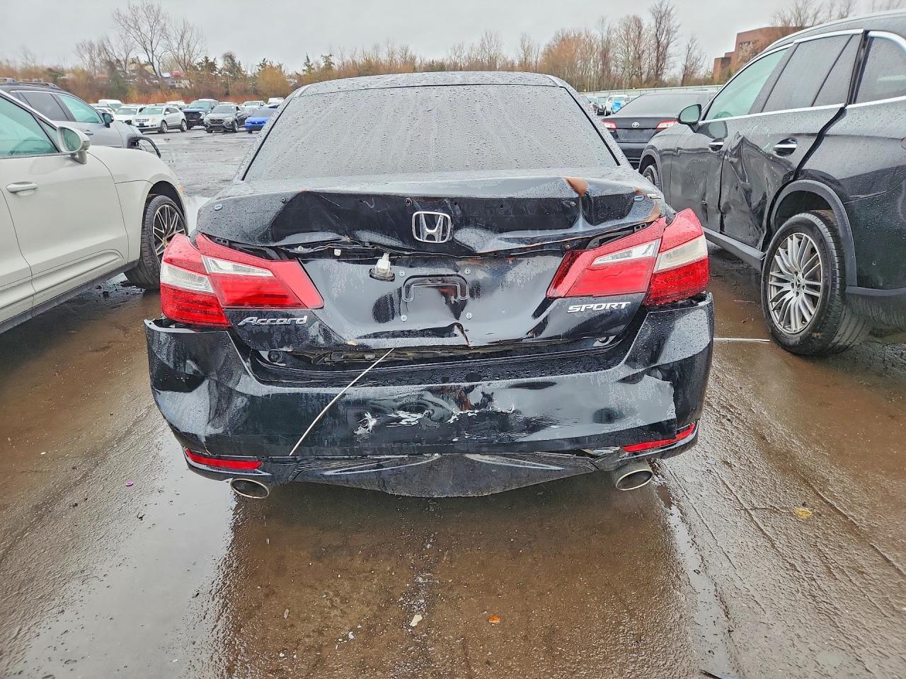 2017 HONDA ACCORD