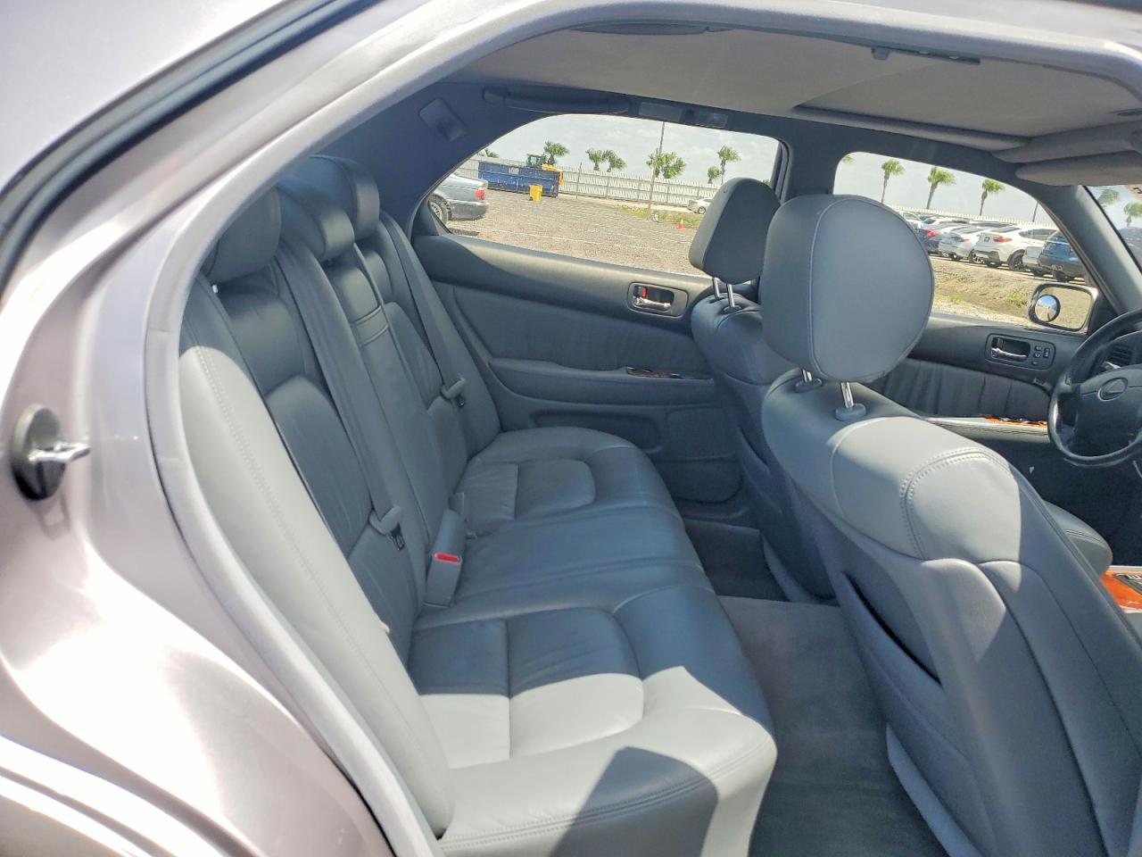 1998 LEXUS Ls 400