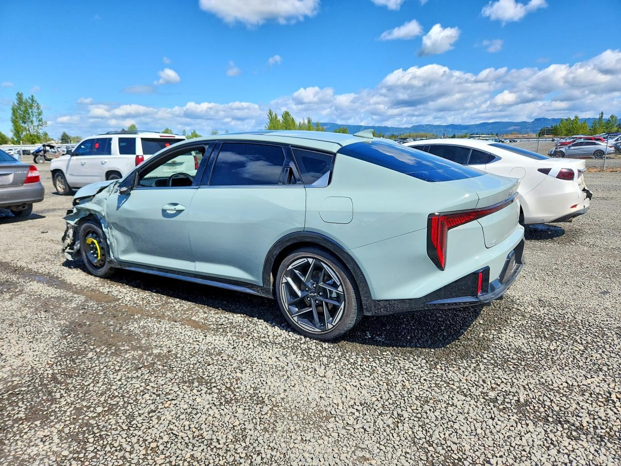 2025 KIA K4