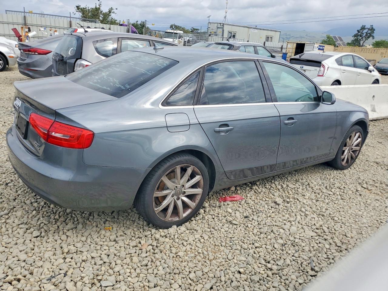 2013 AUDI A4
