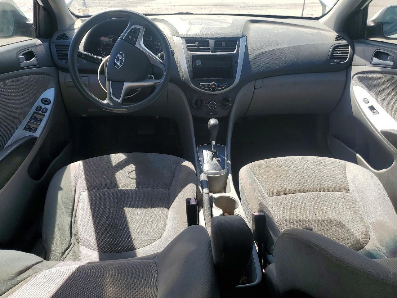 2012 HYUNDAI ACCENT