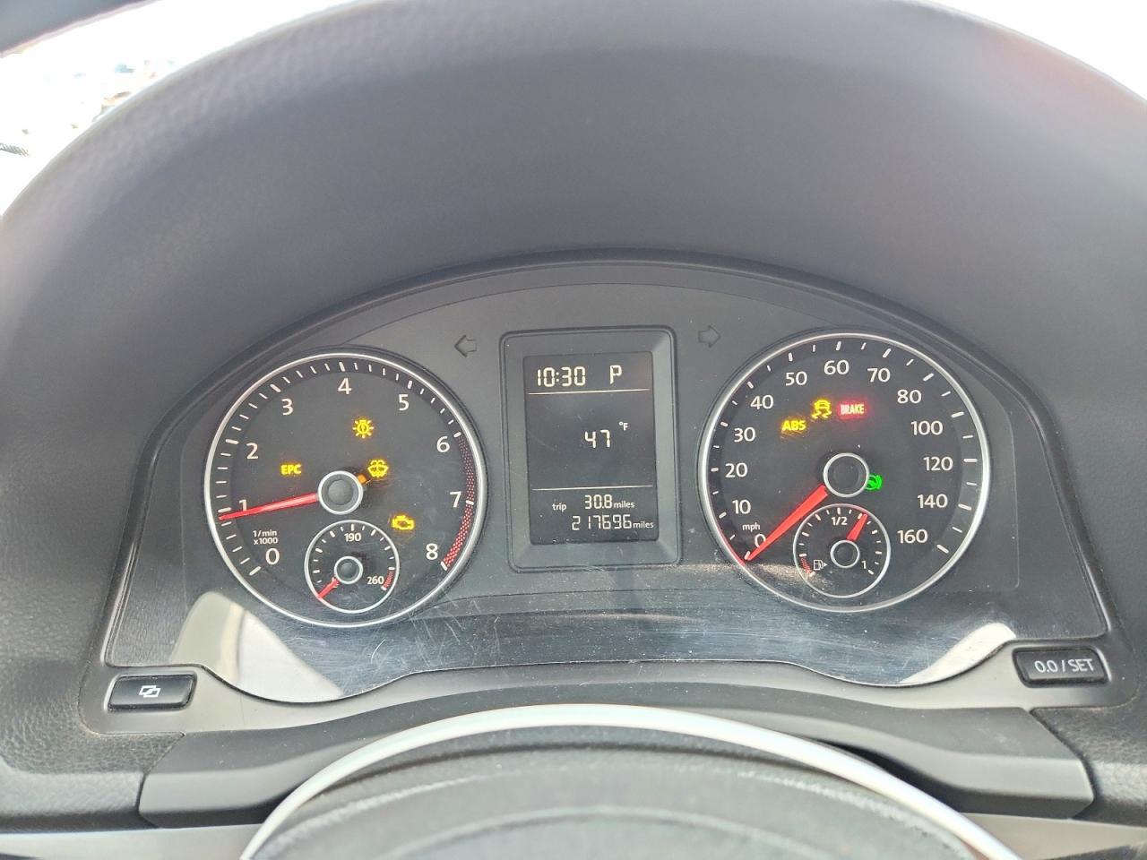 2010 VOLKSWAGEN JETTA