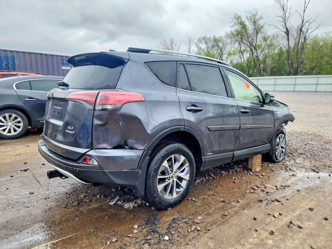 2016 TOYOTA RAV4