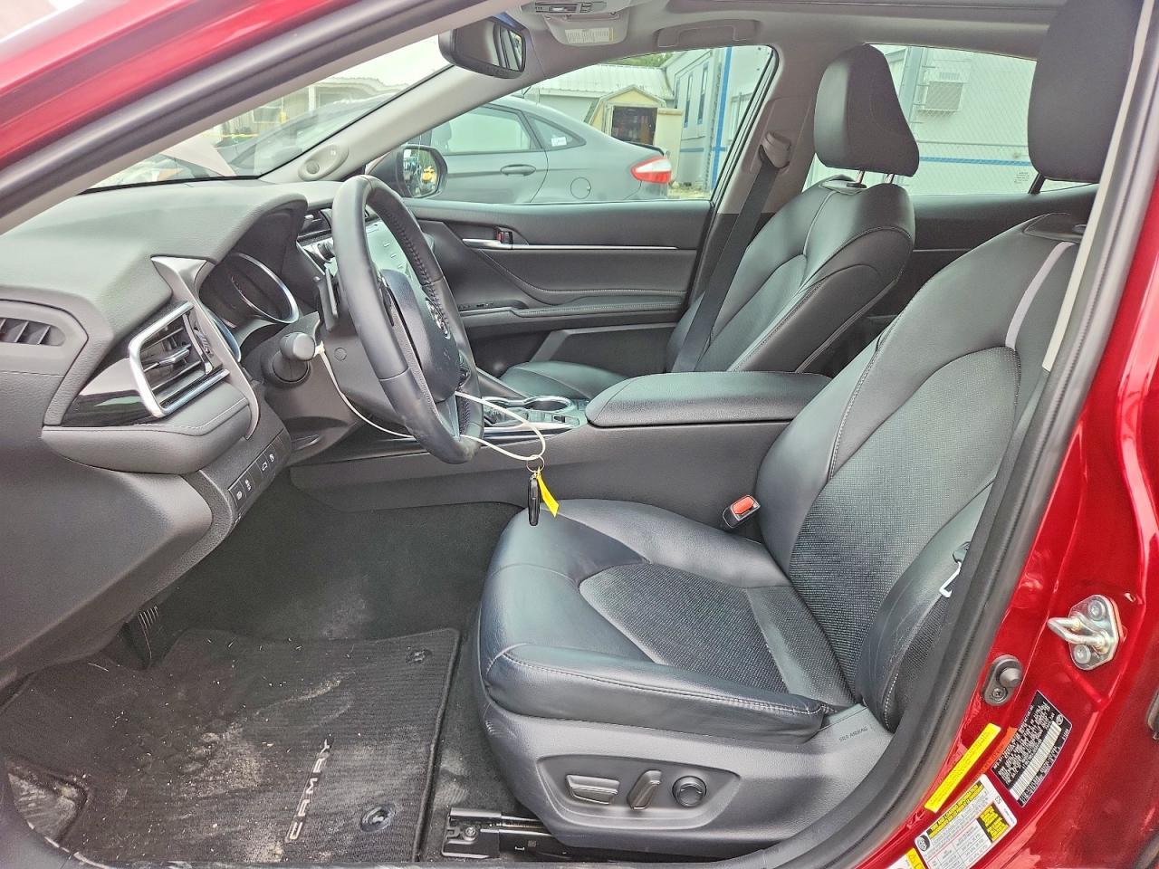 2018 TOYOTA CAMRY