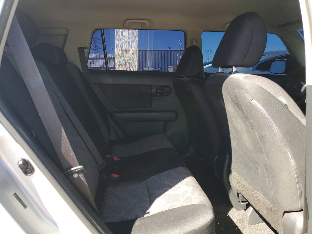 2015 SCION xB