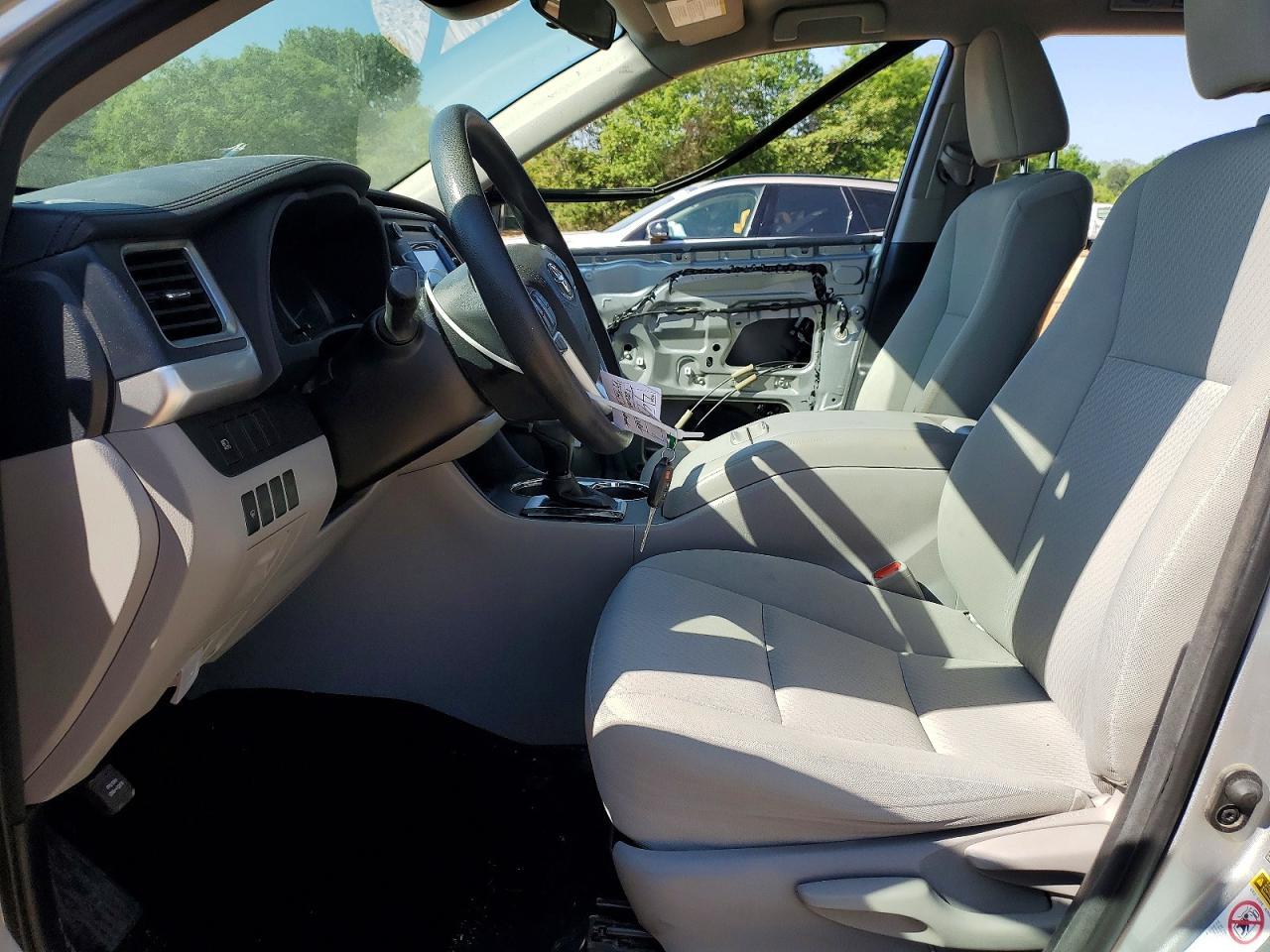 2017 TOYOTA HIGHLANDER
