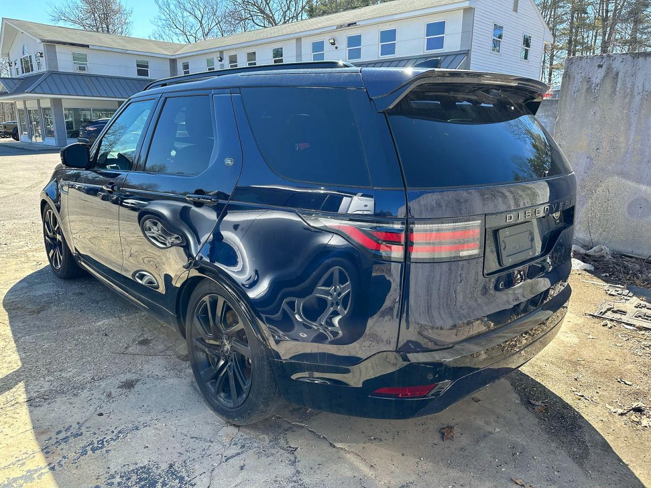 2022 LAND ROVER Discovery