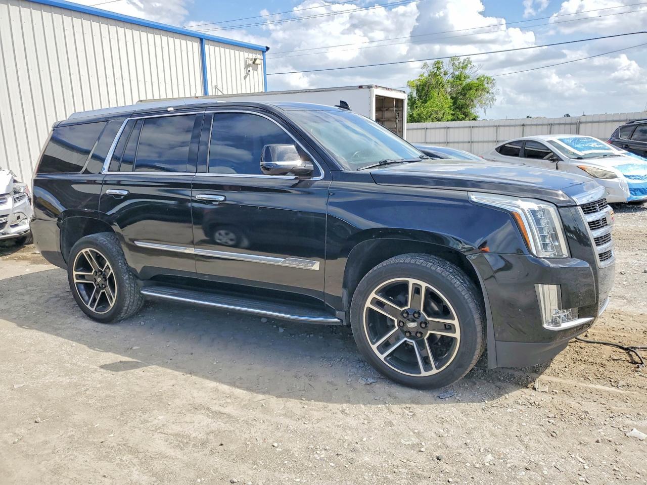 2020 CADILLAC ESCALADE