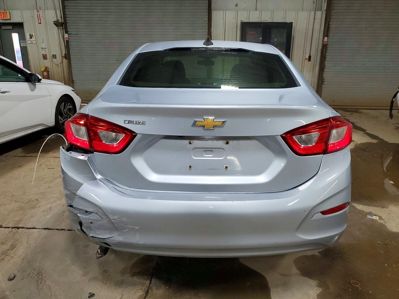 2018 CHEVROLET CRUZE
