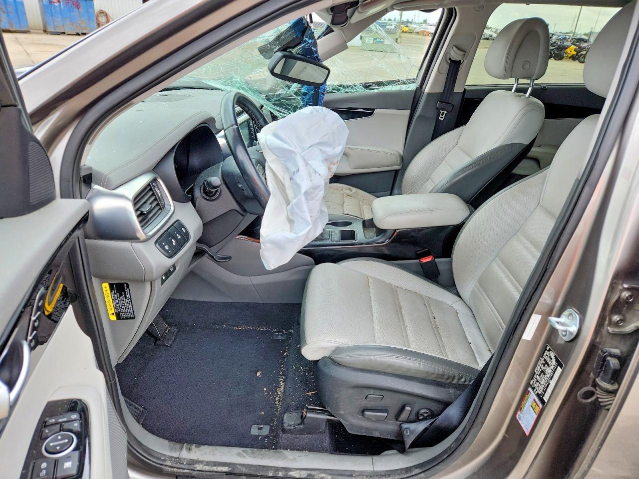 2016 KIA SORENTO