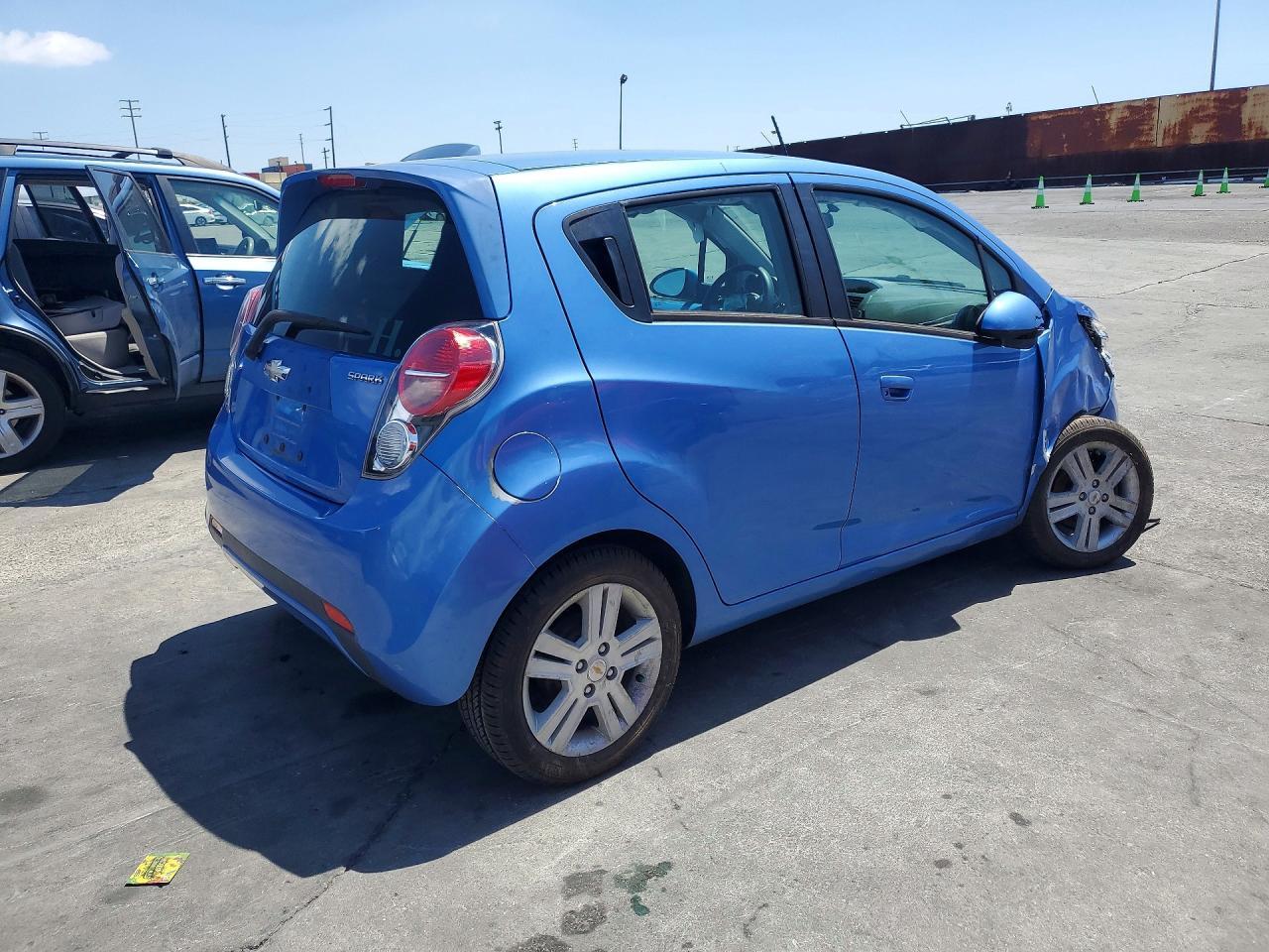 2015 CHEVROLET Spark