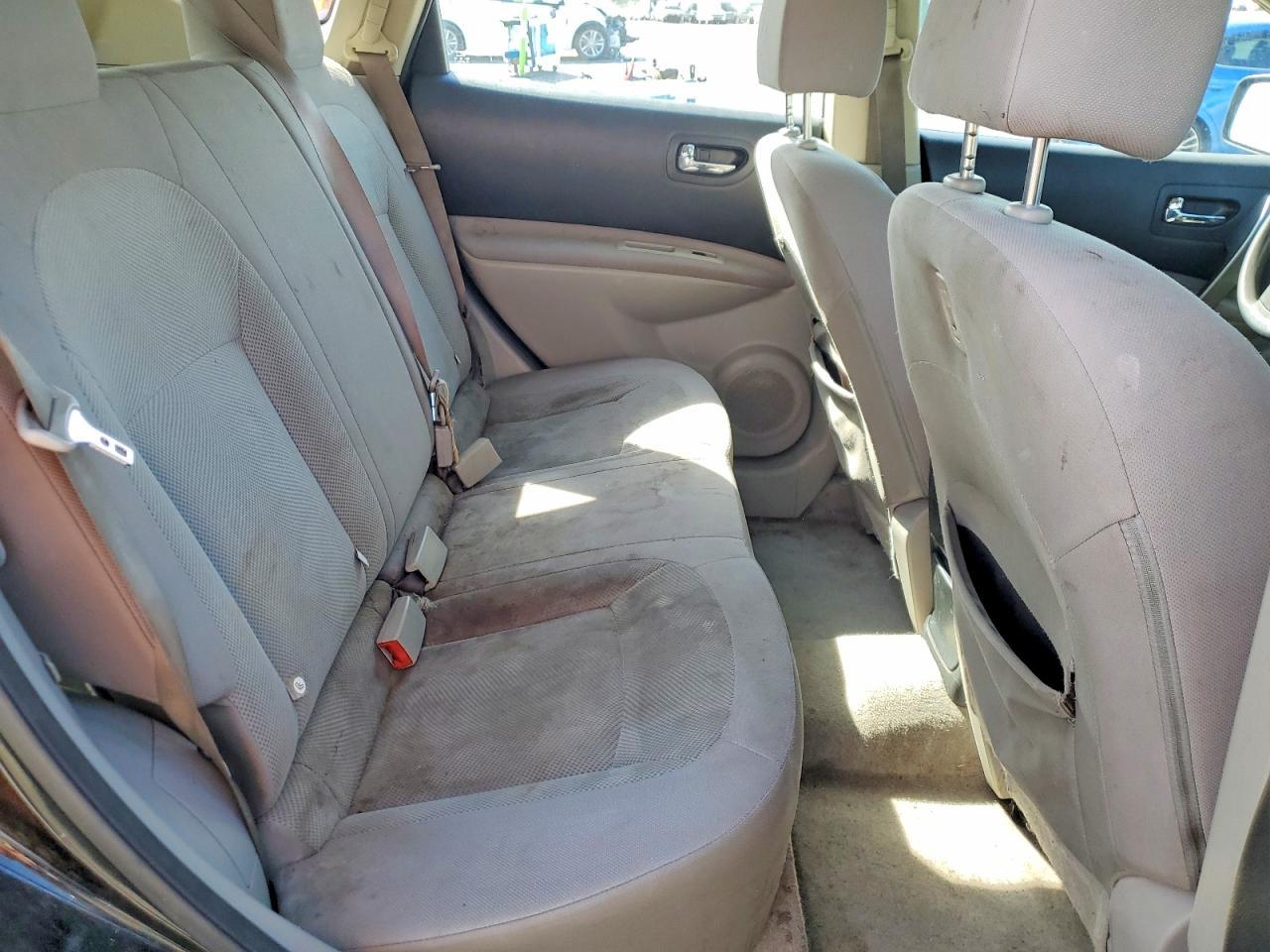 2014 NISSAN ROGUE