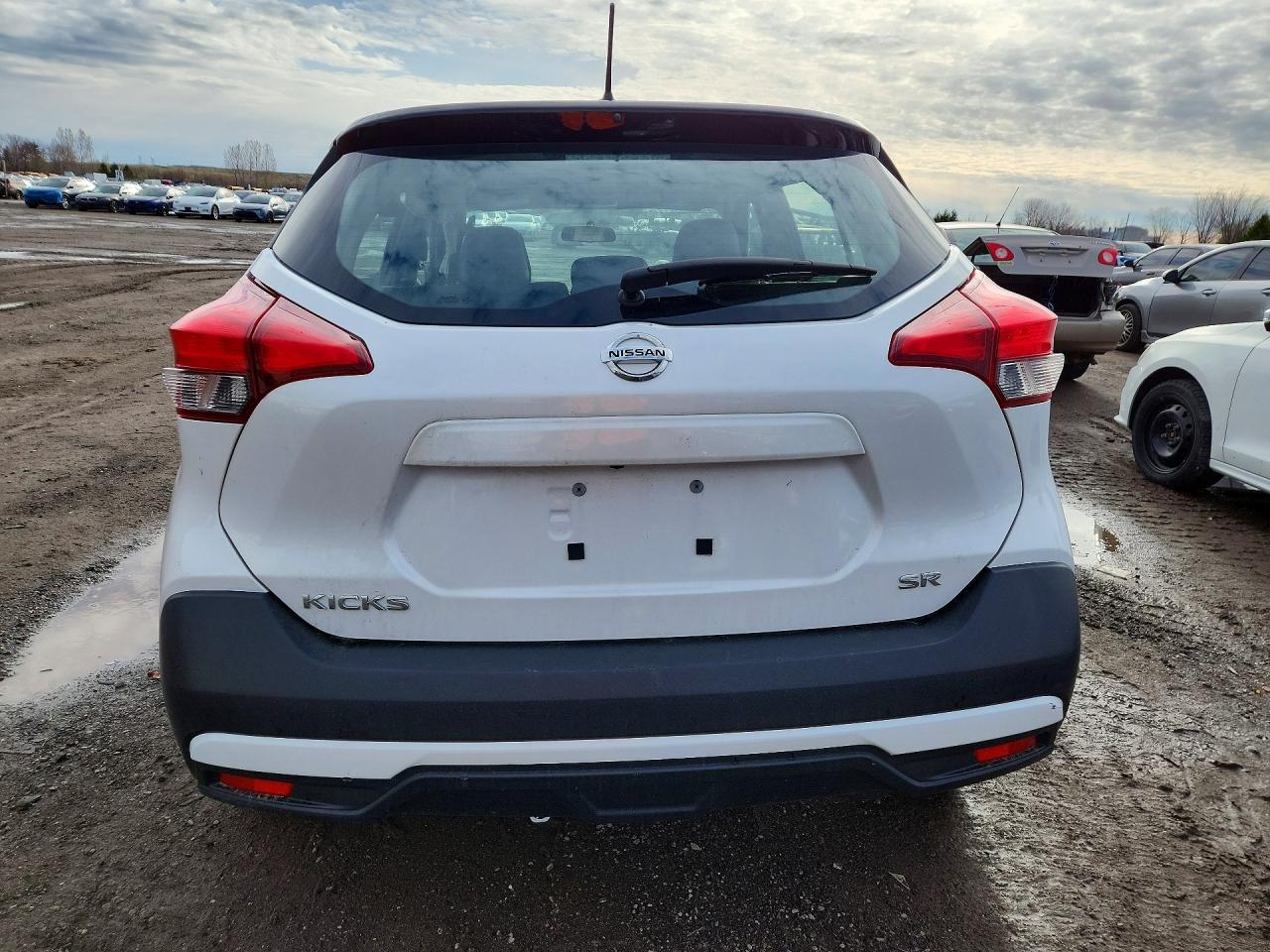 2019 NISSAN KICKS