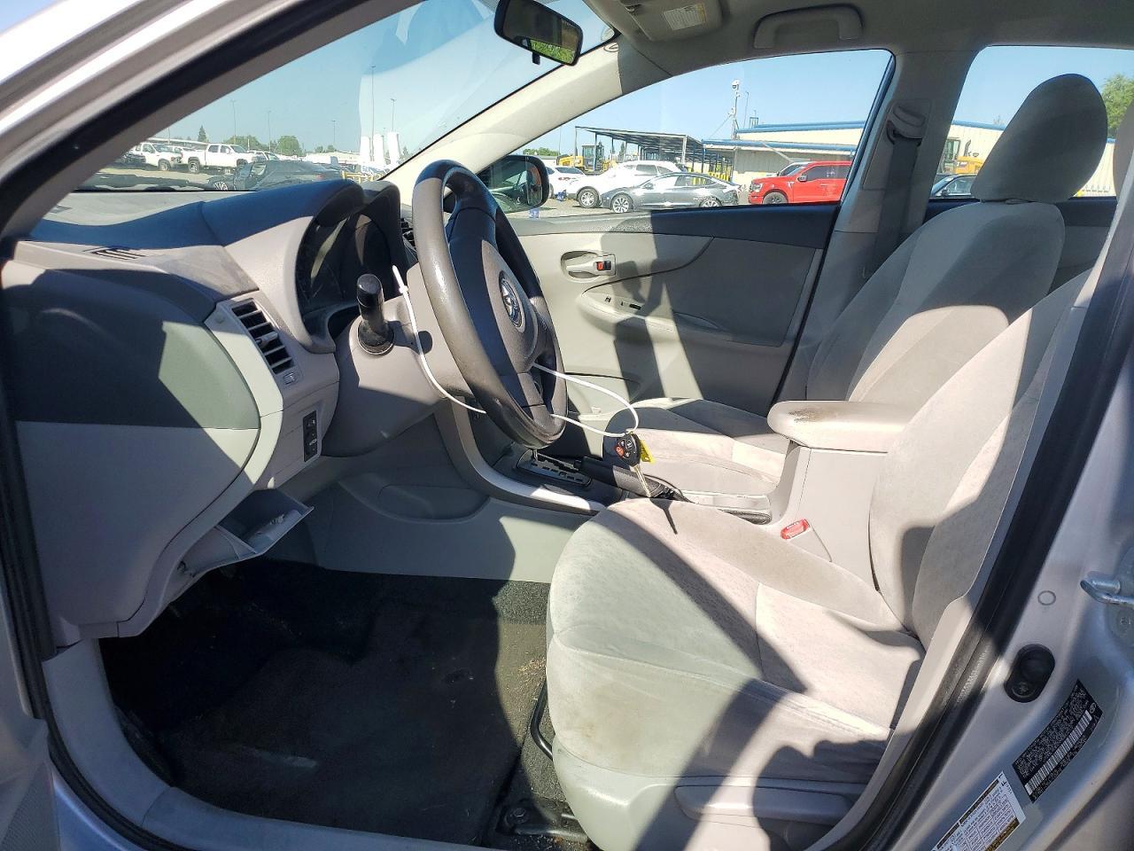 2009 TOYOTA COROLLA