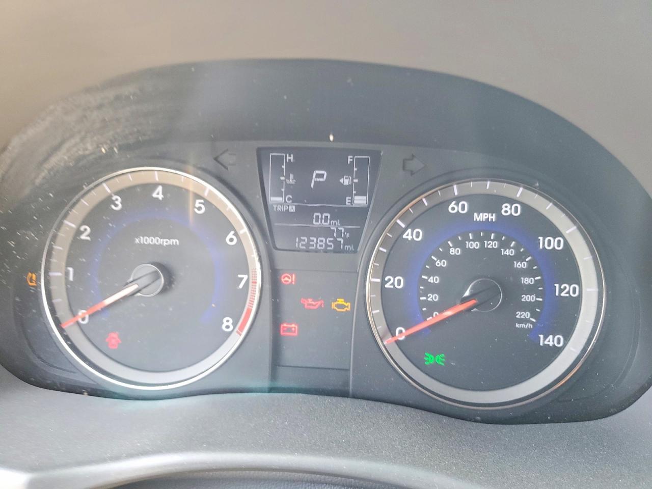 2015 HYUNDAI ACCENT