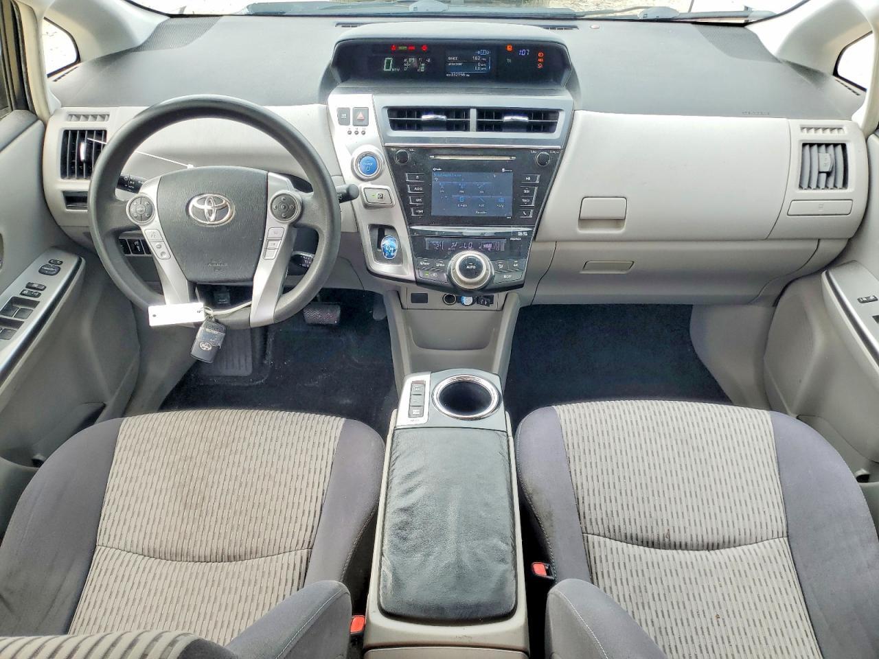 2016 TOYOTA PRIUS V