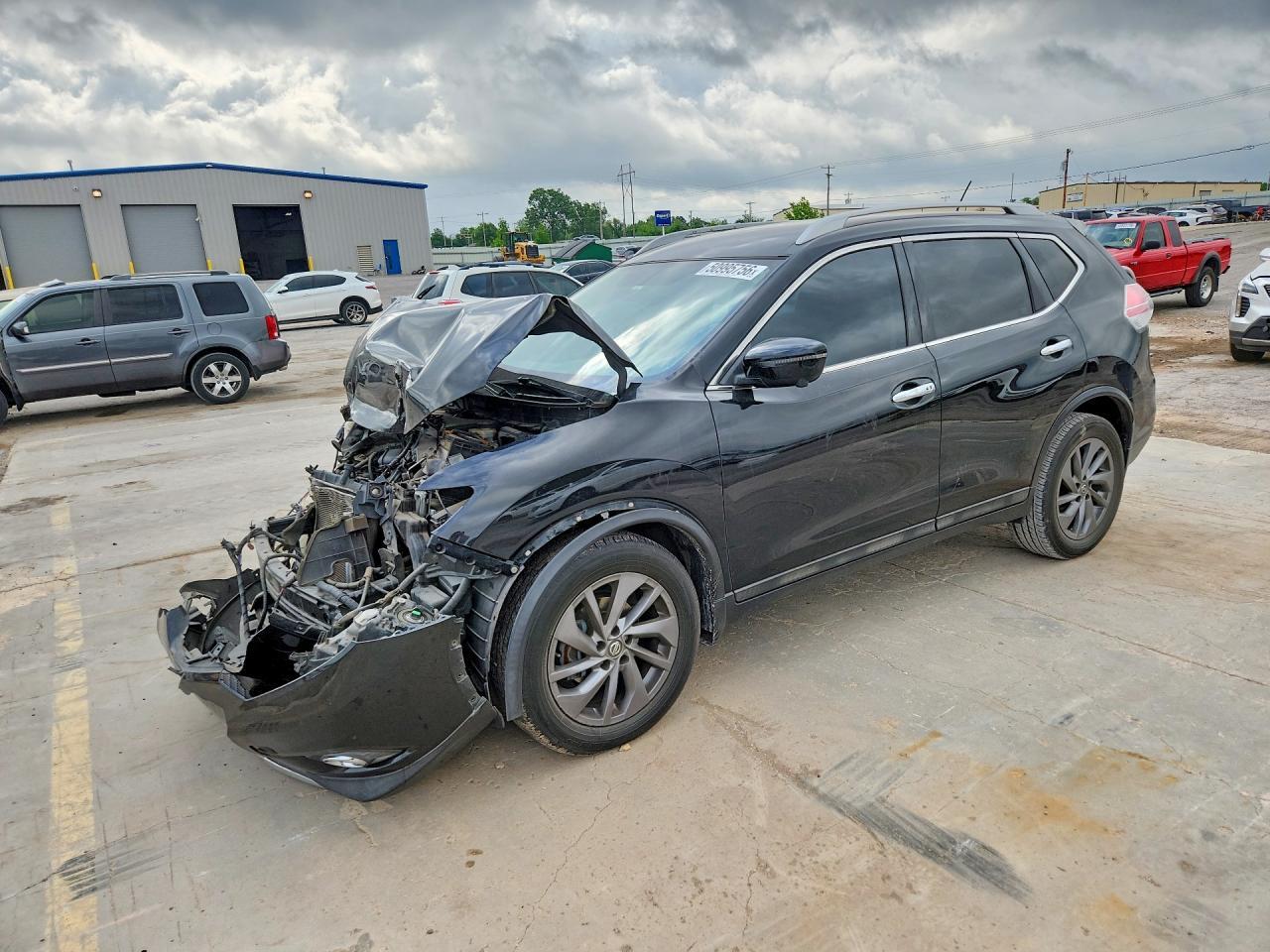 2016 NISSAN ROGUE