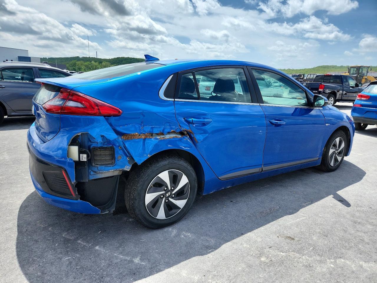 2017 HYUNDAI Ioniq