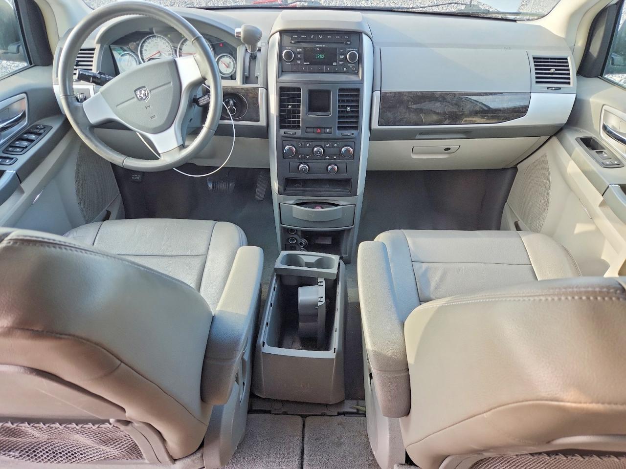 2010 DODGE GRAND CARAVAN