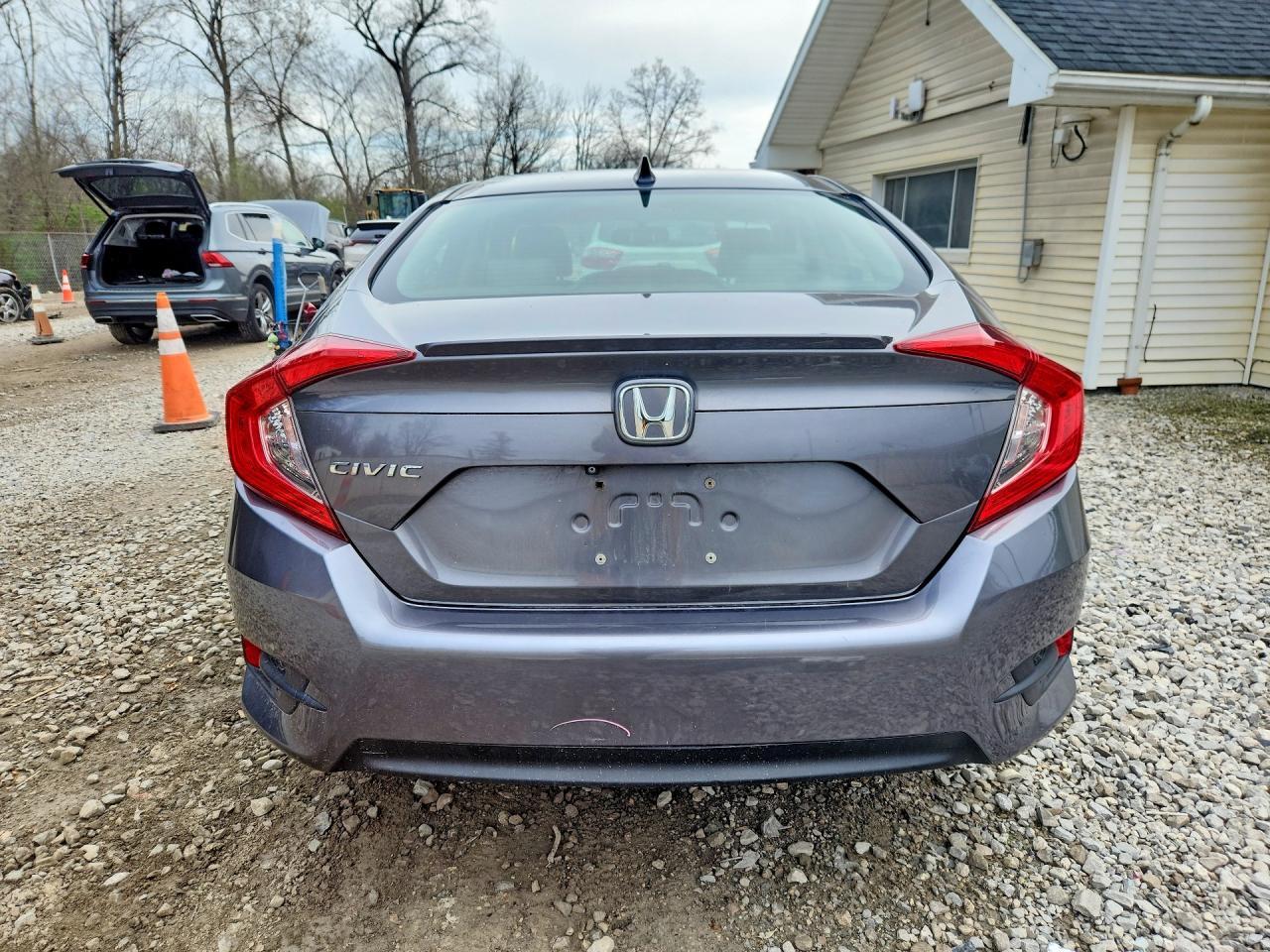 2018 HONDA CIVIC