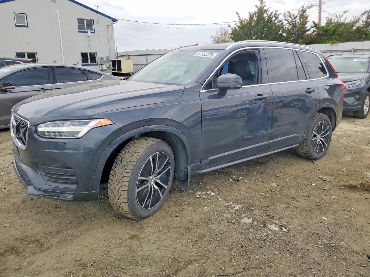 2020 VOLVO XC90