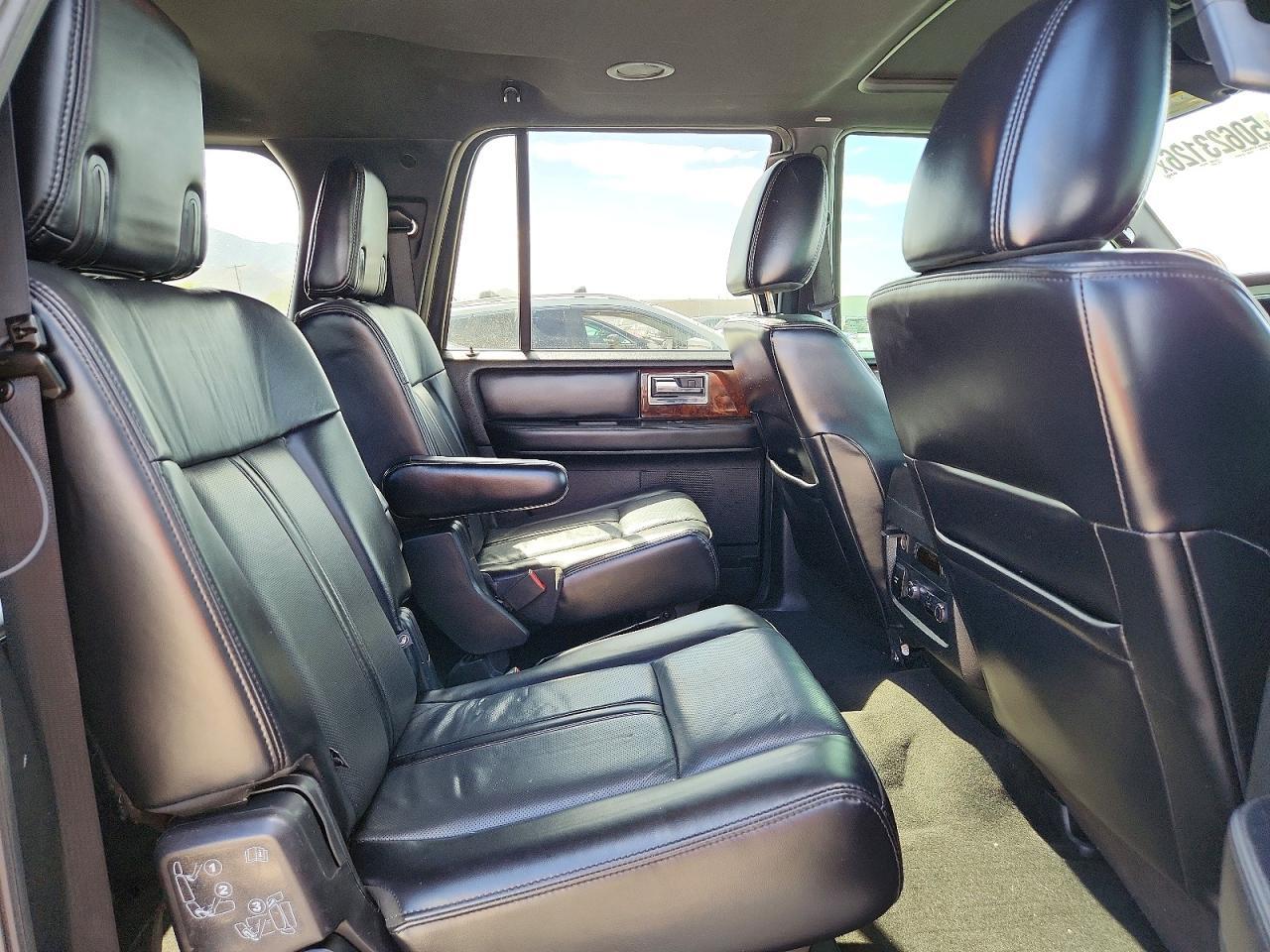 2017 LINCOLN Navigator