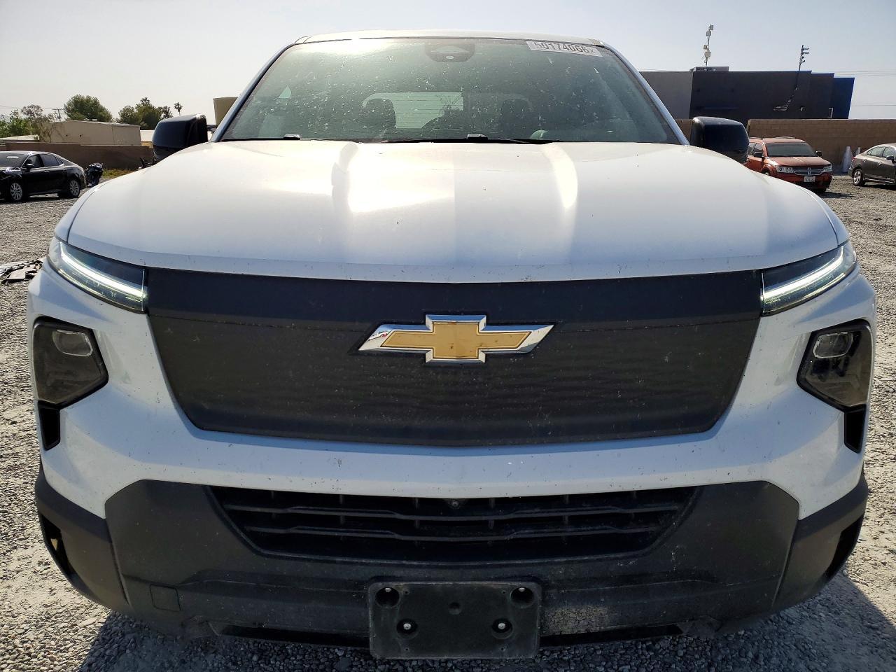 2024 CHEVROLET Silverado