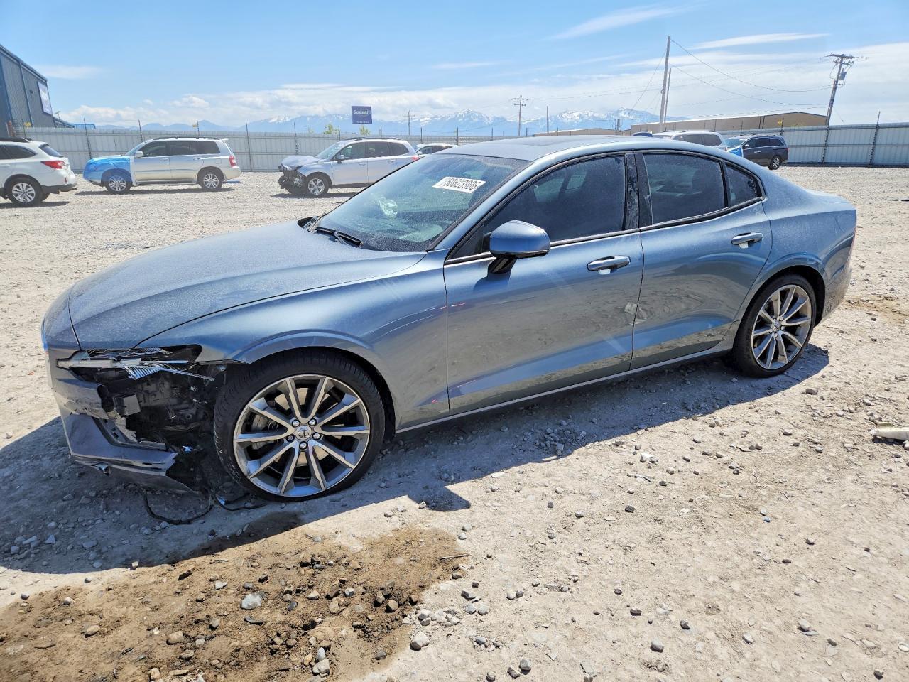 2019 VOLVO S60