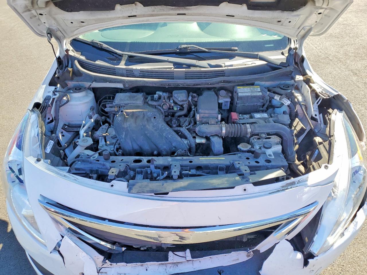 2017 NISSAN VERSA